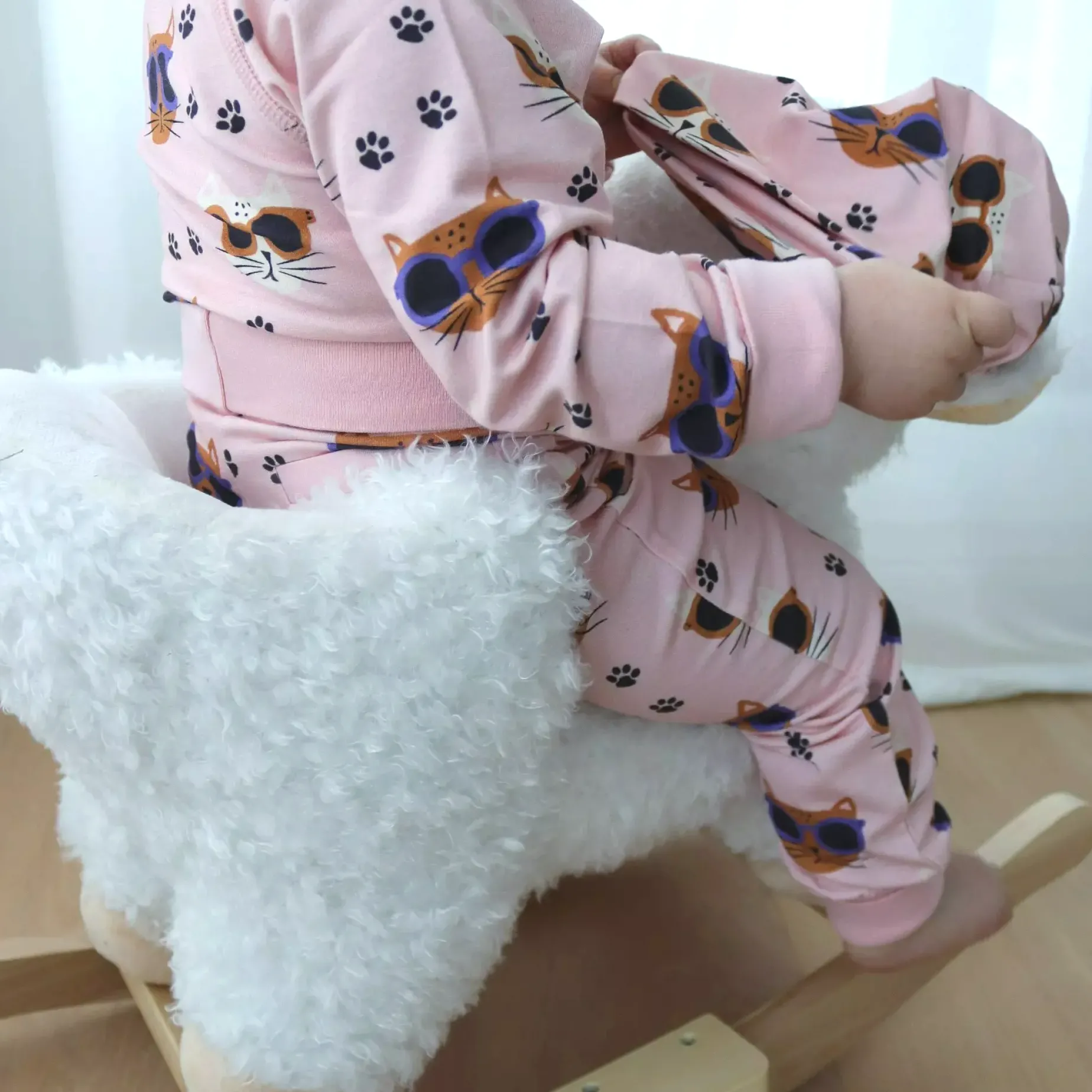 Babybyxor Bambu Cool Cats rosa