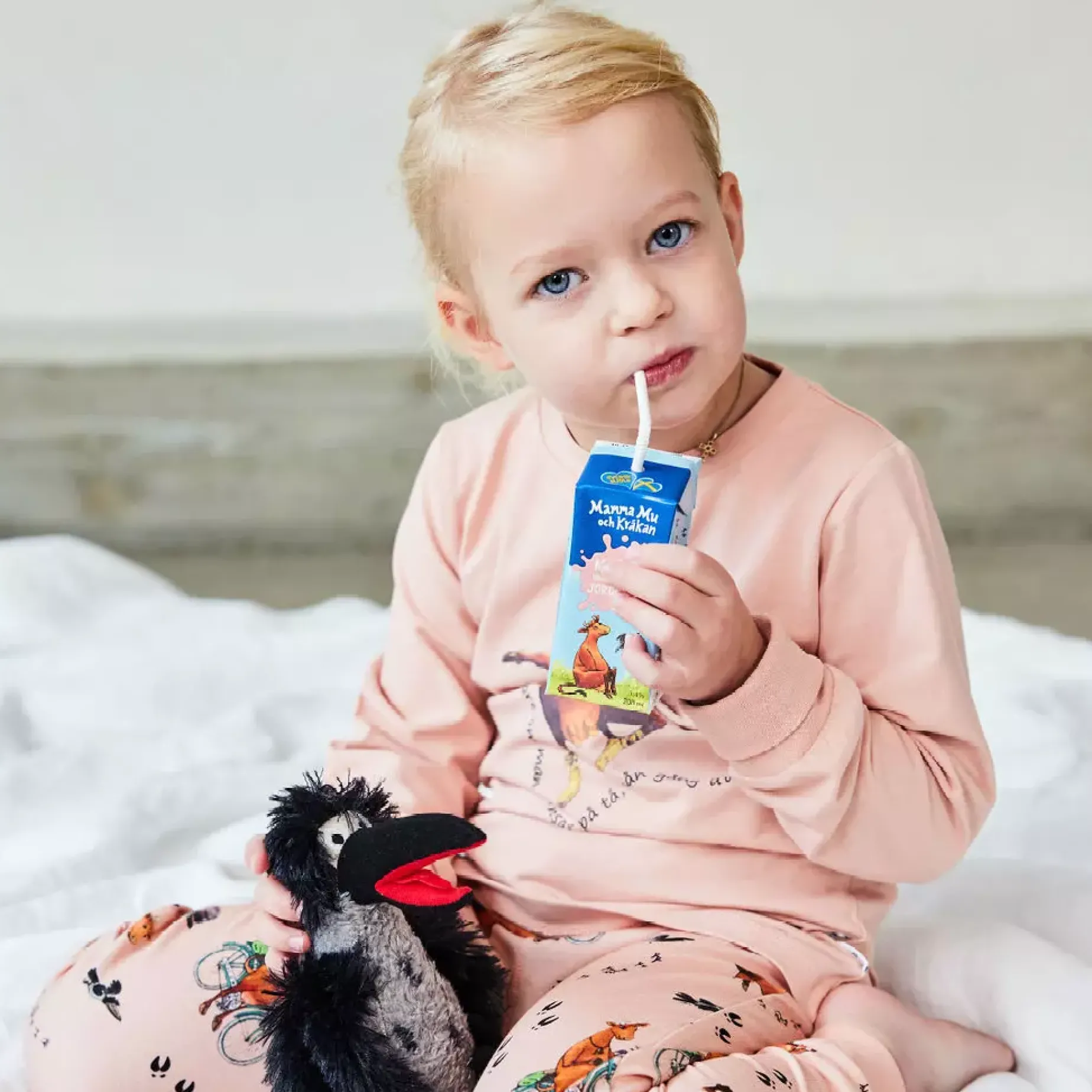 Pyjamas tvådelad Mamma Mu och Kråkan Rosa
