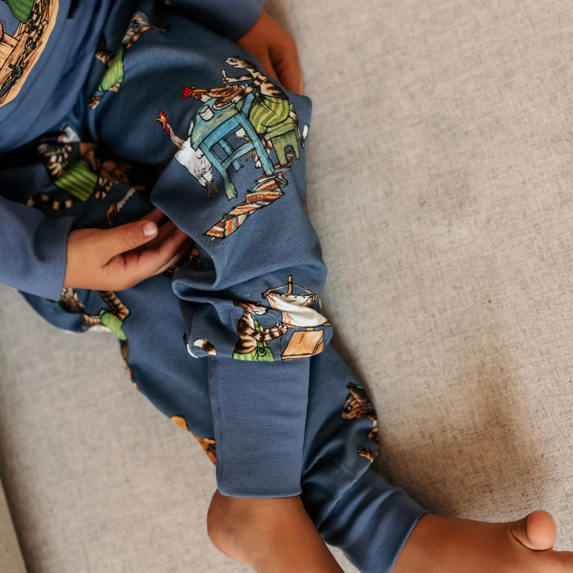 Pyjamas tvådelad Pettson och Findus Blå