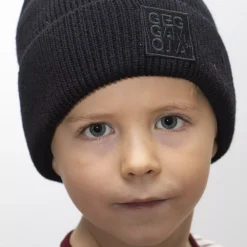 Stickad mössa Svart
